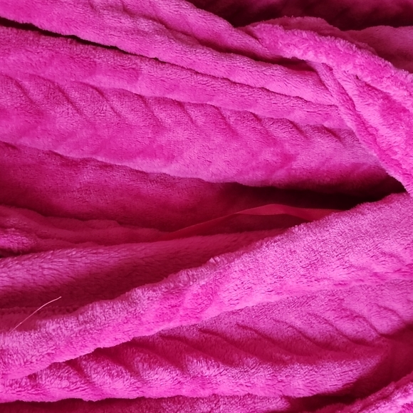 Bathrobe - Picture 3 of 6